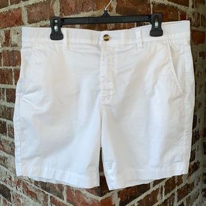 Crown & Ivy flat front white mens shorts 36
